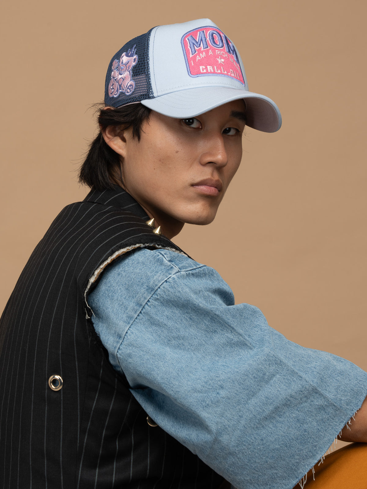 Trucker Hat - Motto Collection - Mom - Blue